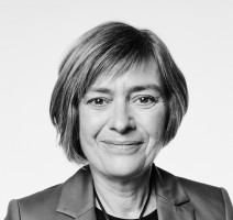 Helga Hügenell