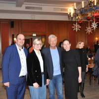 Ein Foto mit Sebastian Roloff,Seija Knorr-Köning, OB Dieter Reiter und Philippa Sigl-Gköckner